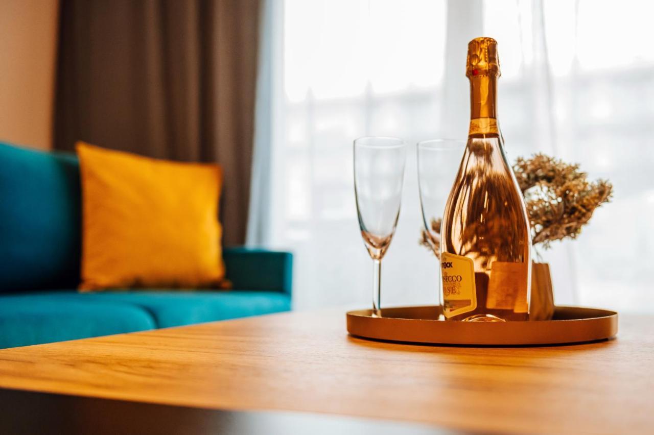 Apartament Turkusowy - Basen, Sauna, Klimatyzacja Dziwnów Buitenkant foto